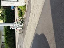 Herrenloses Fahrrad auf Kreuzung